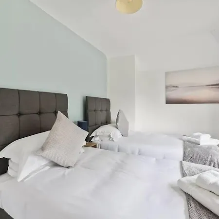 3 Bed House Up To Guests 7 In Oxford Villa Buitenkant foto