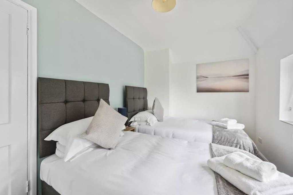 3 Bed House Up To Guests 7 In Vakantiehuis