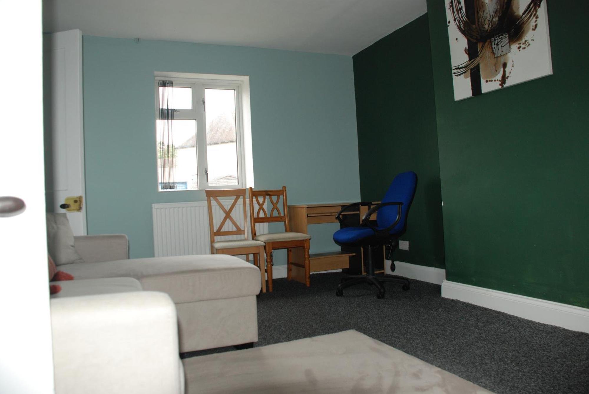 3 Bed House Up To Guests 7 In